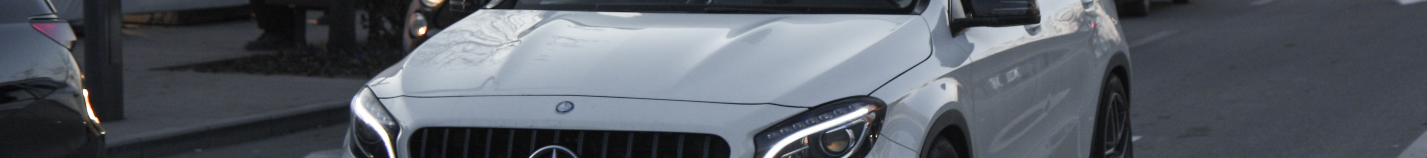 Mercedes-Benz GLA 45 AMG X156