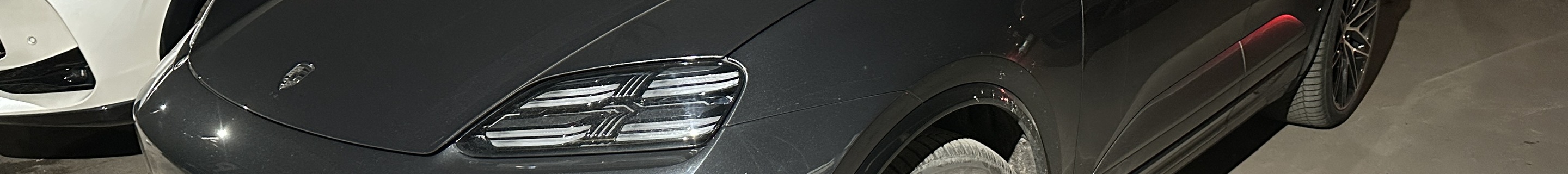 Porsche Macan EV Turbo