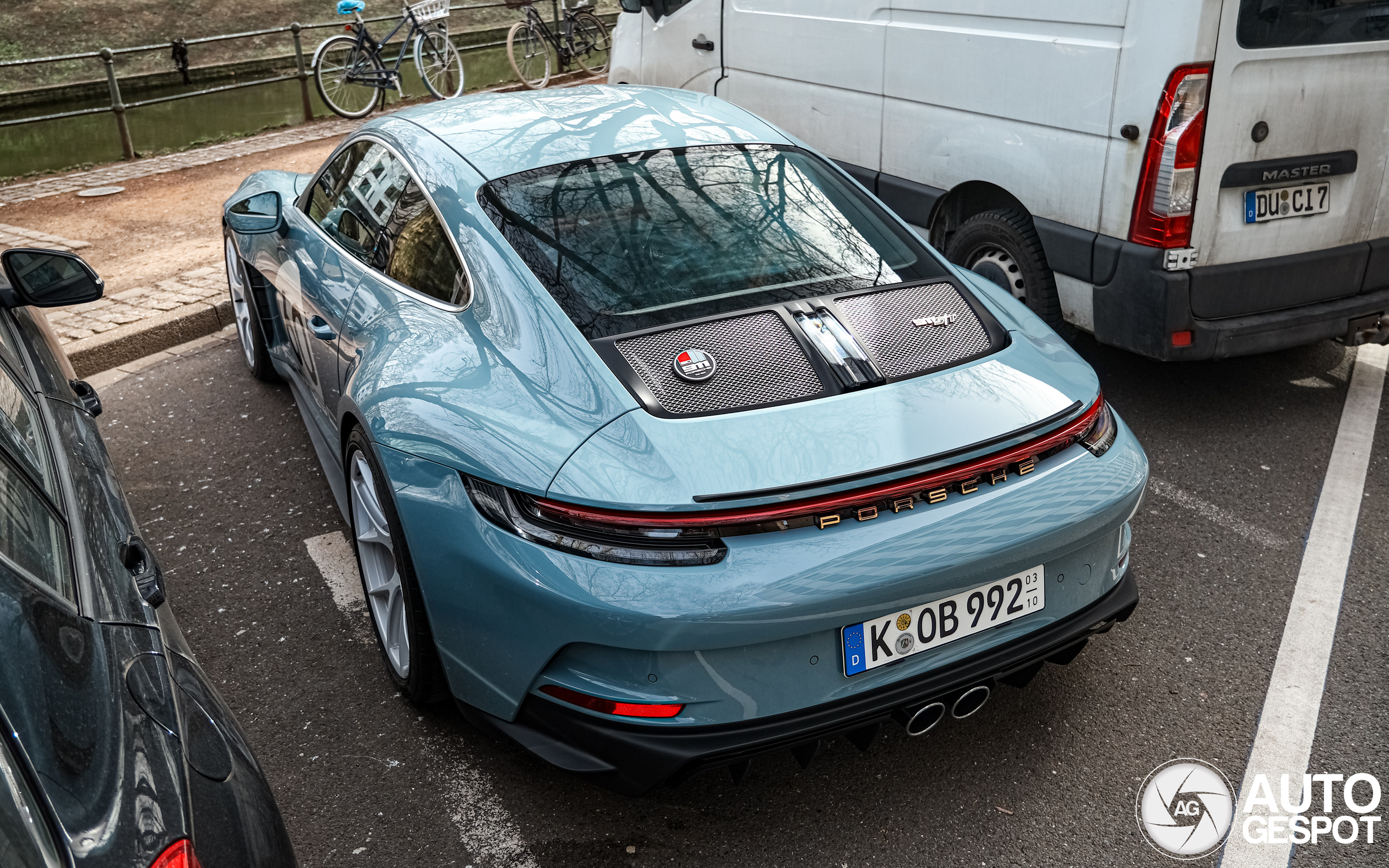 Porsche 992 S/T