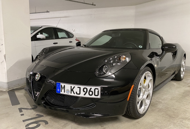 Alfa Romeo 4C Coupé