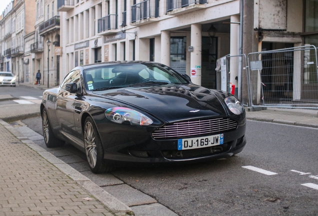 Aston Martin DB9