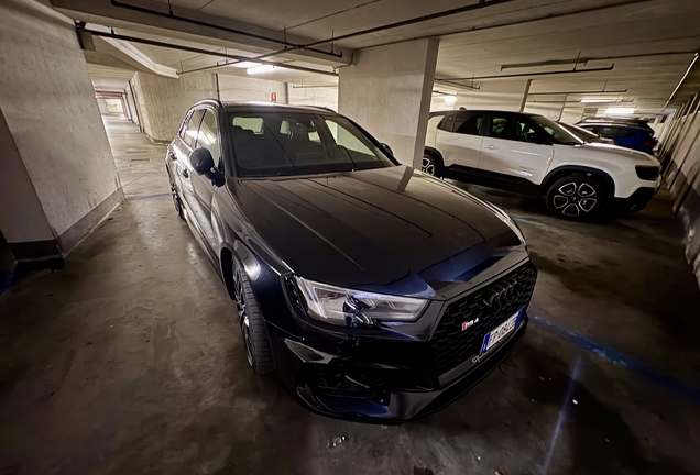 Audi RS4 Avant B9