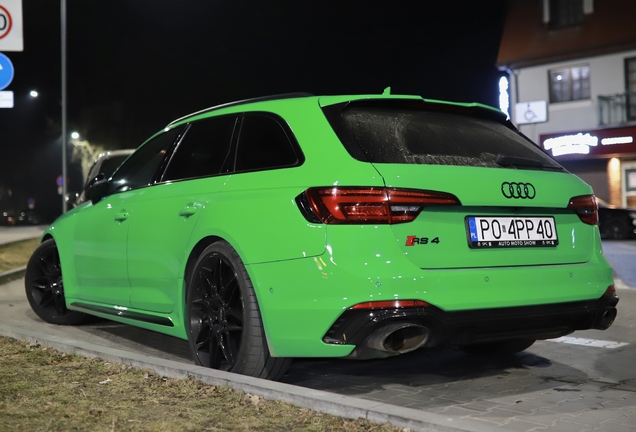 Audi RS4 Avant B9