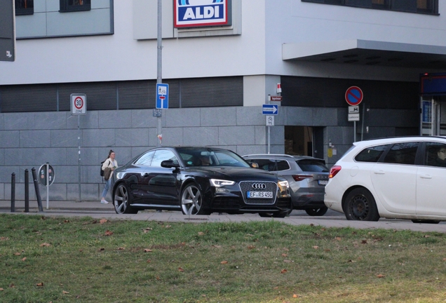 Audi RS5 B8 2012