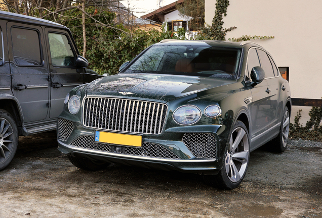Bentley Bentayga Hybrid Azure 2024