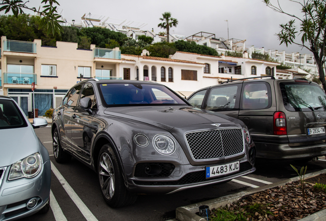 Bentley Bentayga V8