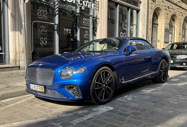 Bentley Continental GTC 2019