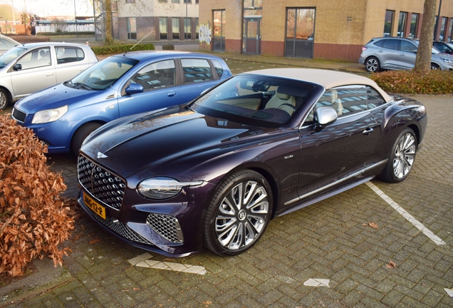Bentley Continental GTC Mulliner 2025