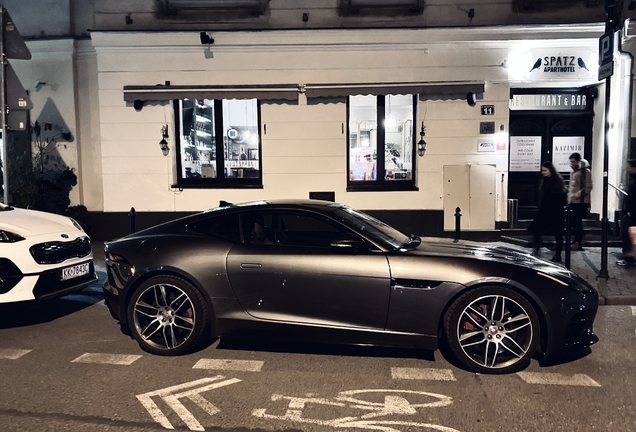 Jaguar F-TYPE R Coupé 2017