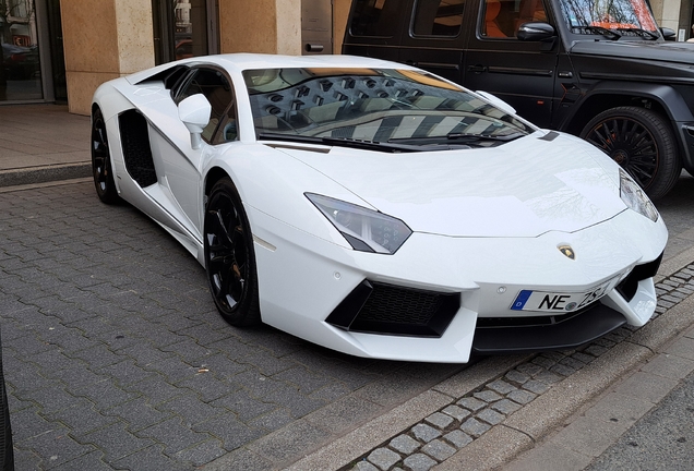 Lamborghini Aventador LP700-4
