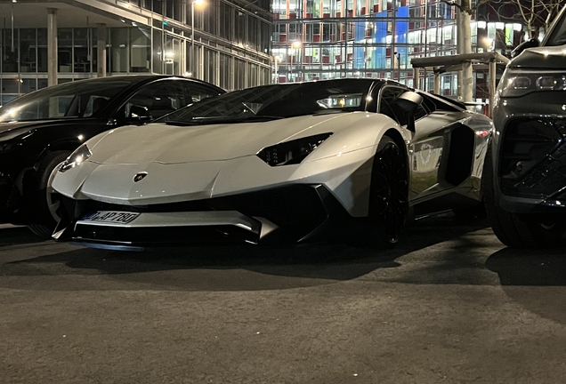 Lamborghini Aventador LP750-4 SuperVeloce Roadster
