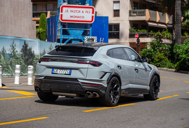 Lamborghini Urus Performante