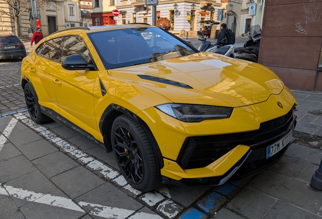 Lamborghini Urus S