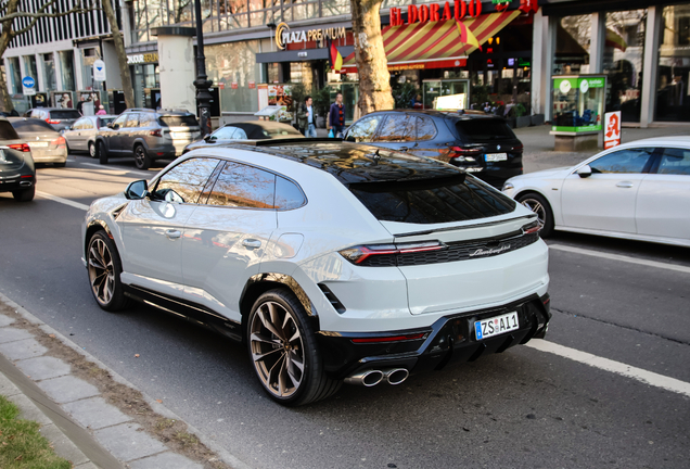Lamborghini Urus SE