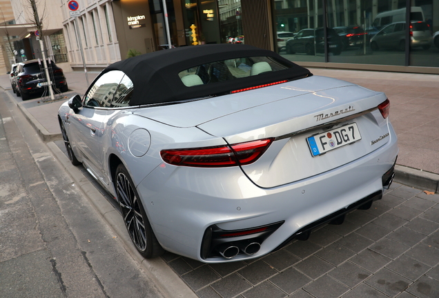 Maserati GranCabrio Trofeo