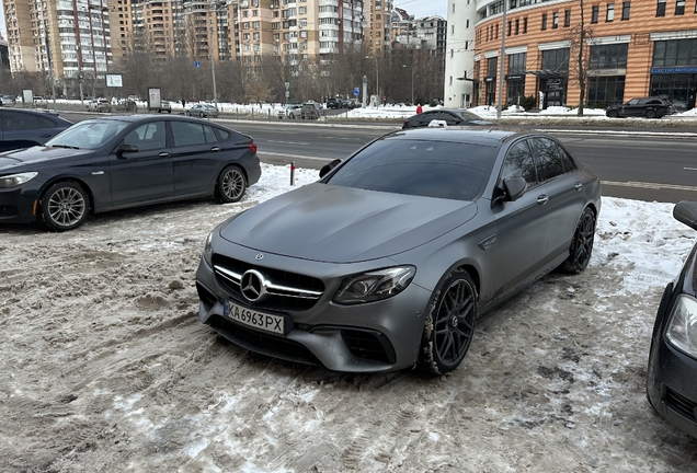 Mercedes-AMG E 63 S W213 Edition 1