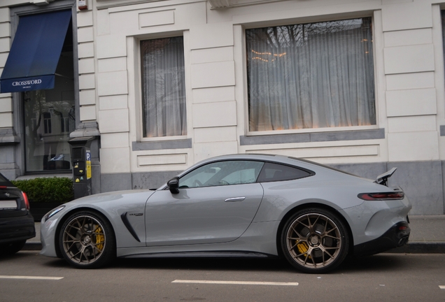 Mercedes-AMG GT 63 C192