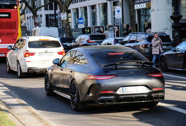Mercedes-AMG GT 63 S X290
