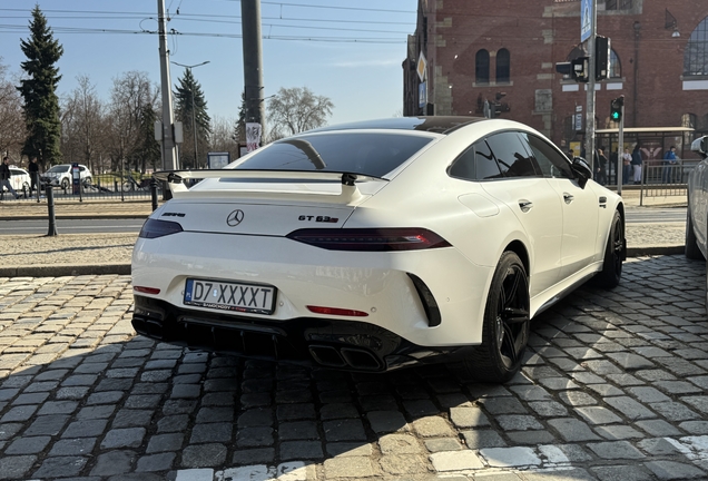 Mercedes-AMG GT 63 S X290