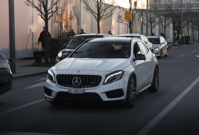 Mercedes-Benz GLA 45 AMG X156
