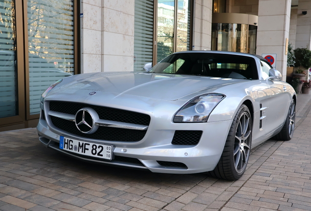 Mercedes-Benz SLS AMG Roadster