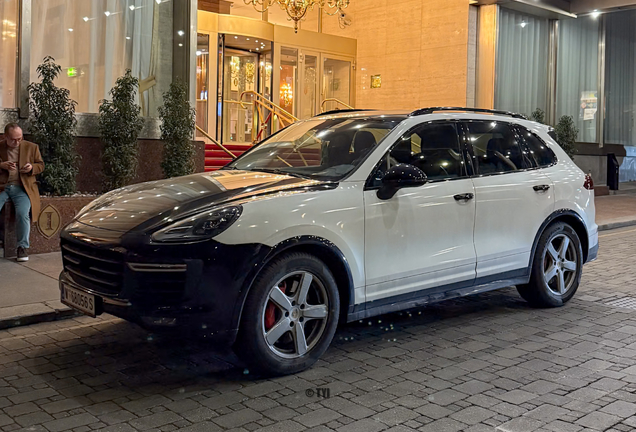 Porsche 958 Cayenne GTS MkII