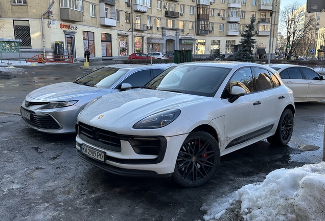 Porsche 95B Macan GTS MkIII