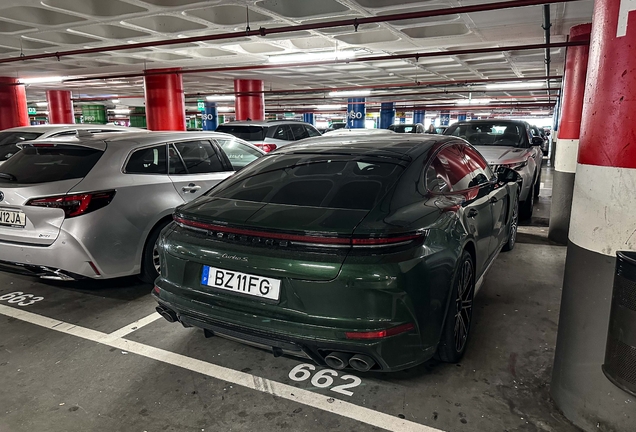 Porsche 972 Panamera Turbo S E-Hybrid