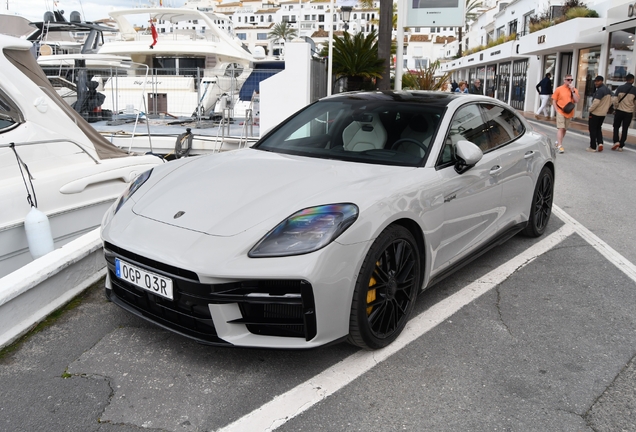 Porsche 972 Panamera Turbo S E-Hybrid