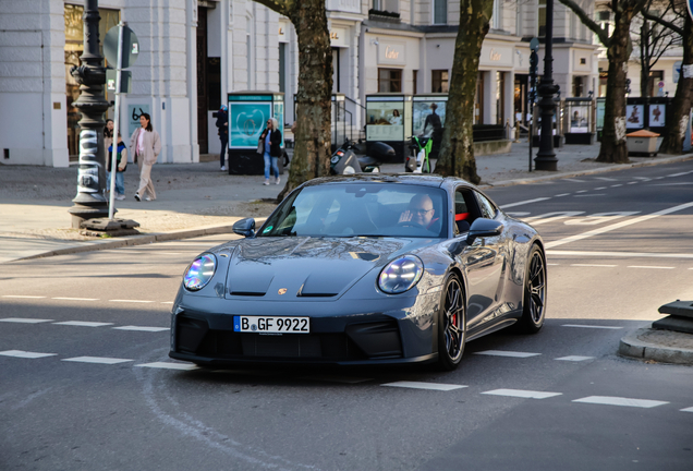 Porsche 992 GT3 Touring MkII