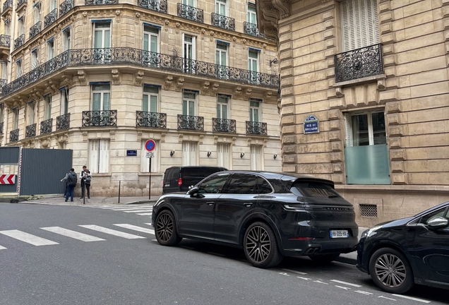 Porsche 9YA Cayenne Turbo E-Hybrid