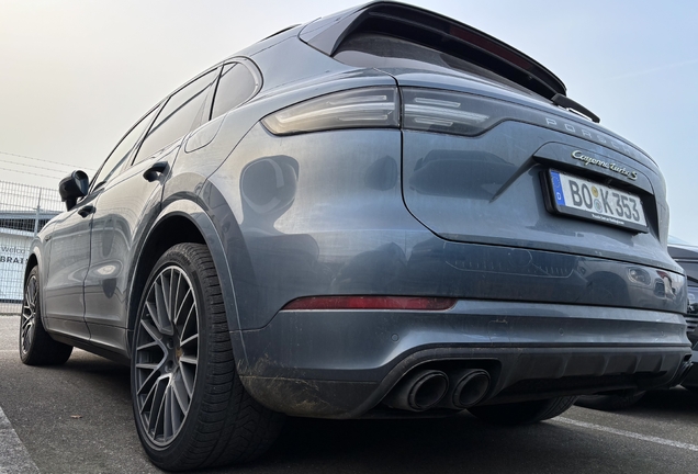 Porsche Cayenne Turbo S E-Hybrid