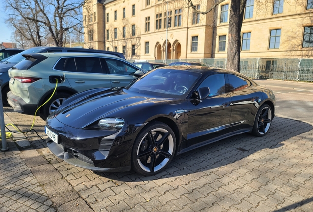 Porsche Taycan Turbo S