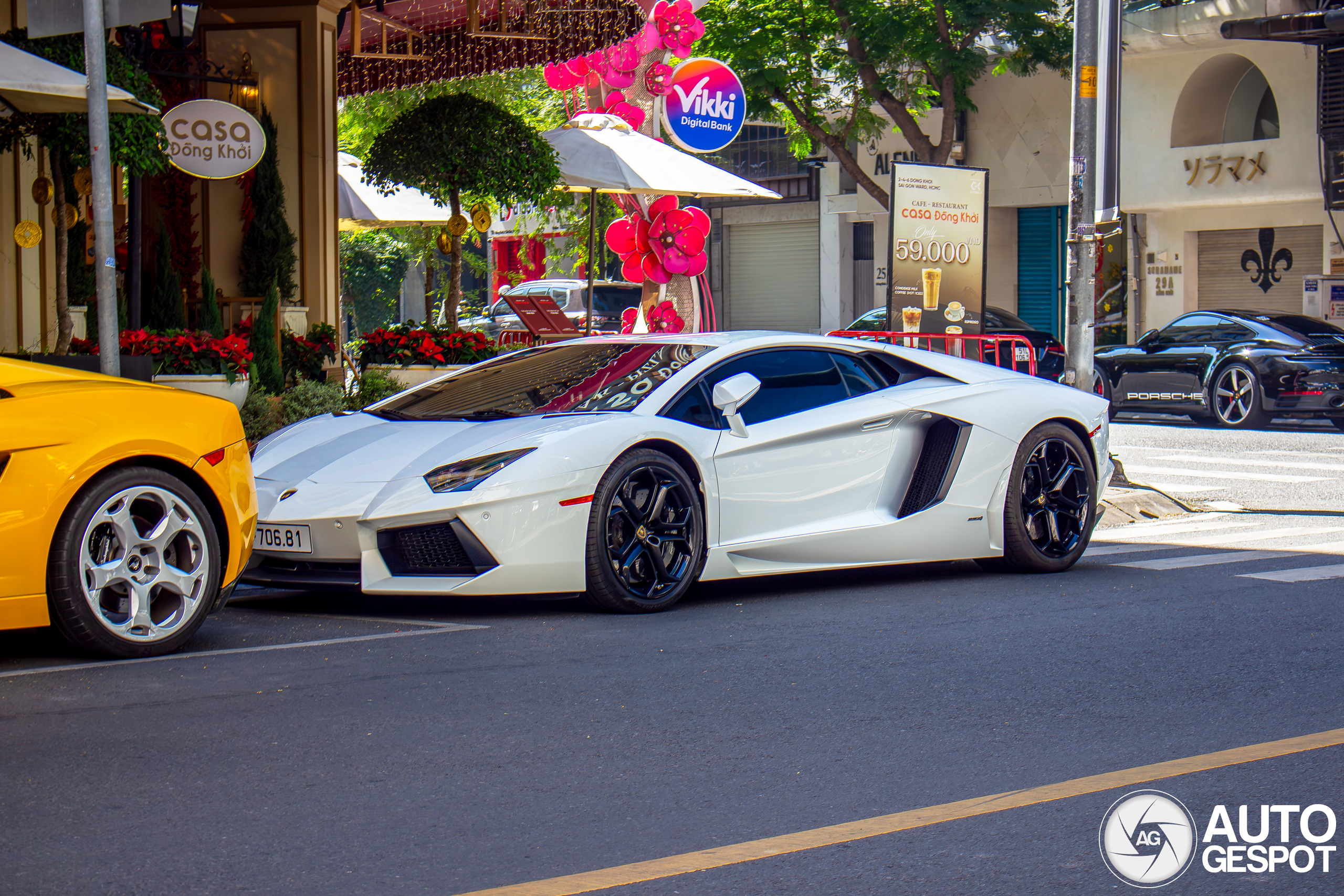 Lamborghini Aventador LP700-4