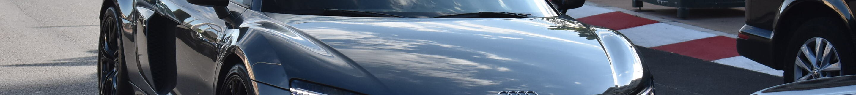 Audi R8 V10 Plus 2013