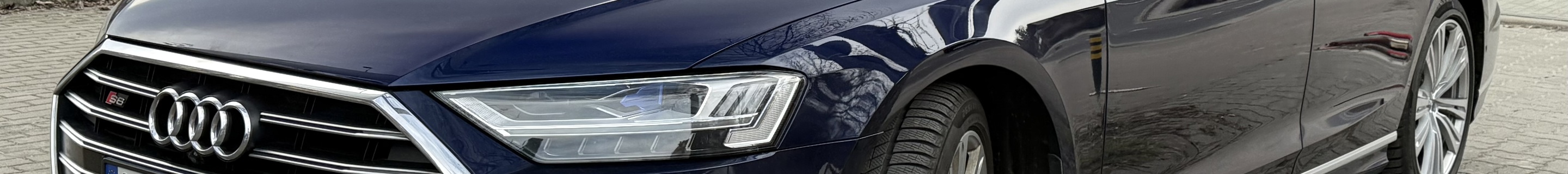 Audi S8 D5
