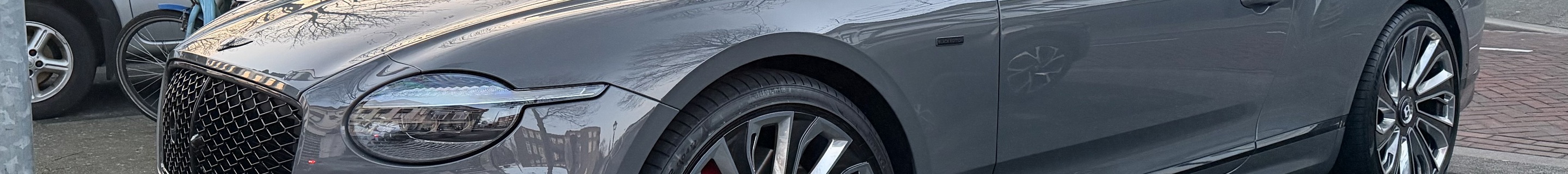 Bentley Continental GTC Black Edition 2025