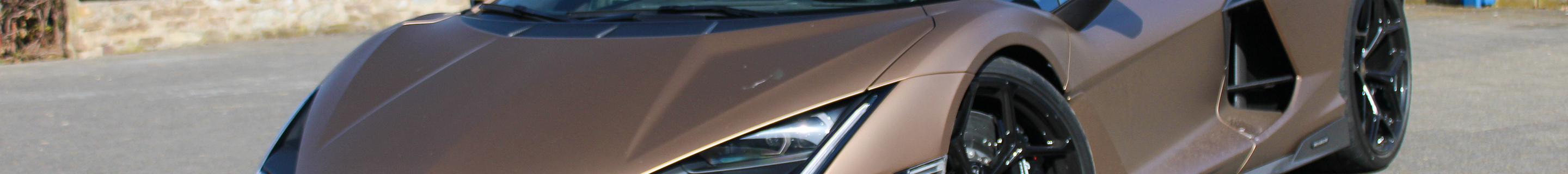 Lamborghini Revuelto