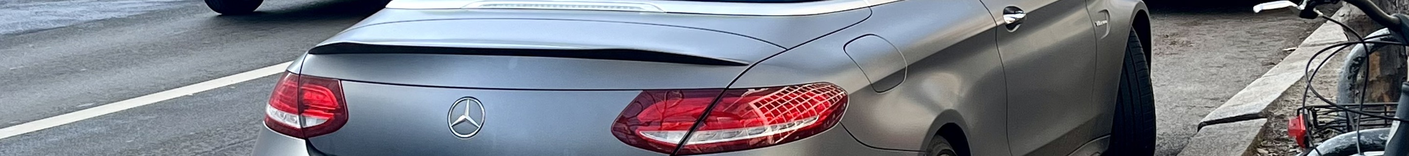 Mercedes-AMG C 63 S Convertible A205 Ocean Blue Edition