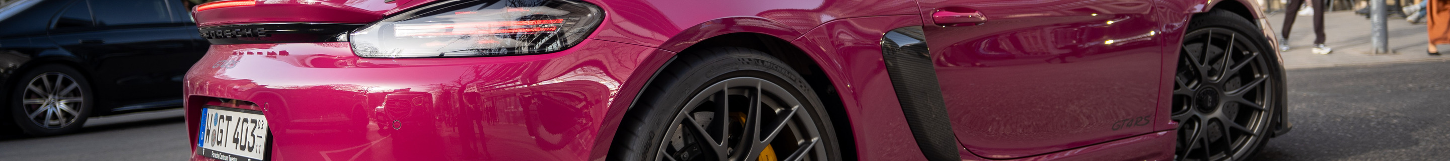 Porsche 718 Cayman GT4 RS Weissach Package