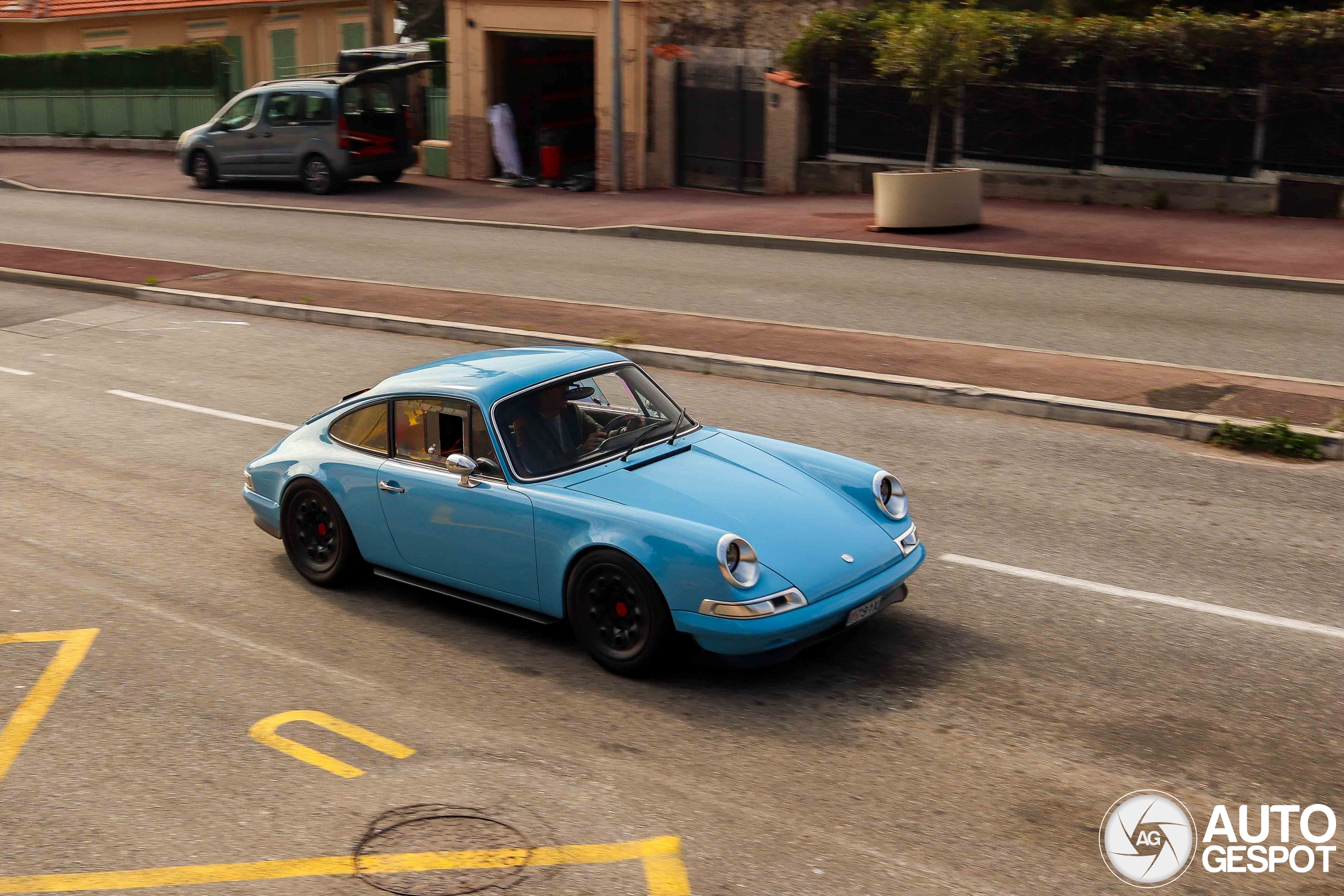 Porsche 912 Vintech Motors