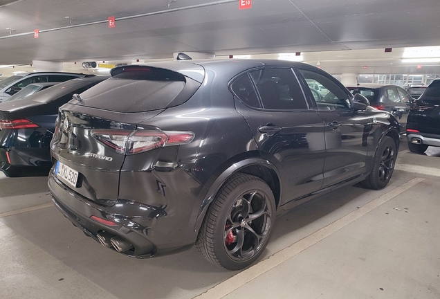 Alfa Romeo Stelvio Quadrifoglio 2023