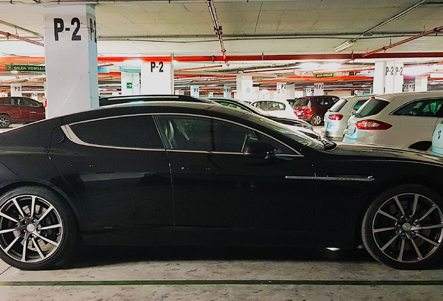 Aston Martin Rapide S