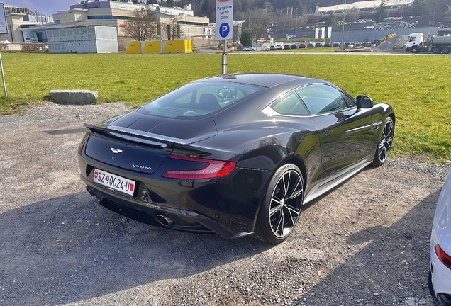 Aston Martin Vanquish 2013