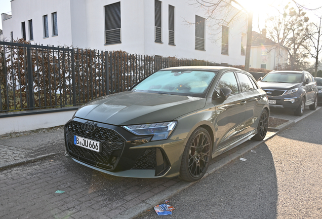 Audi RS3 Sportback 8Y 2025