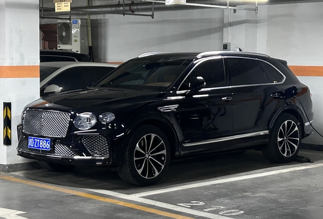 Bentley Bentayga Hybrid 2021