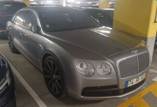 Bentley Flying Spur V8