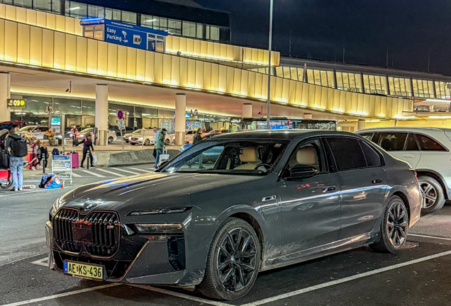 BMW M760e xDrive