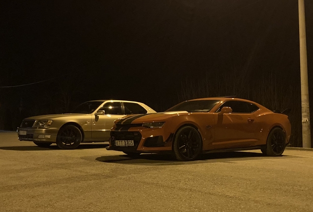 Chevrolet Camaro SS 2016 50th Anniversary Hotwheels Edition