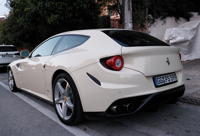 Ferrari FF
